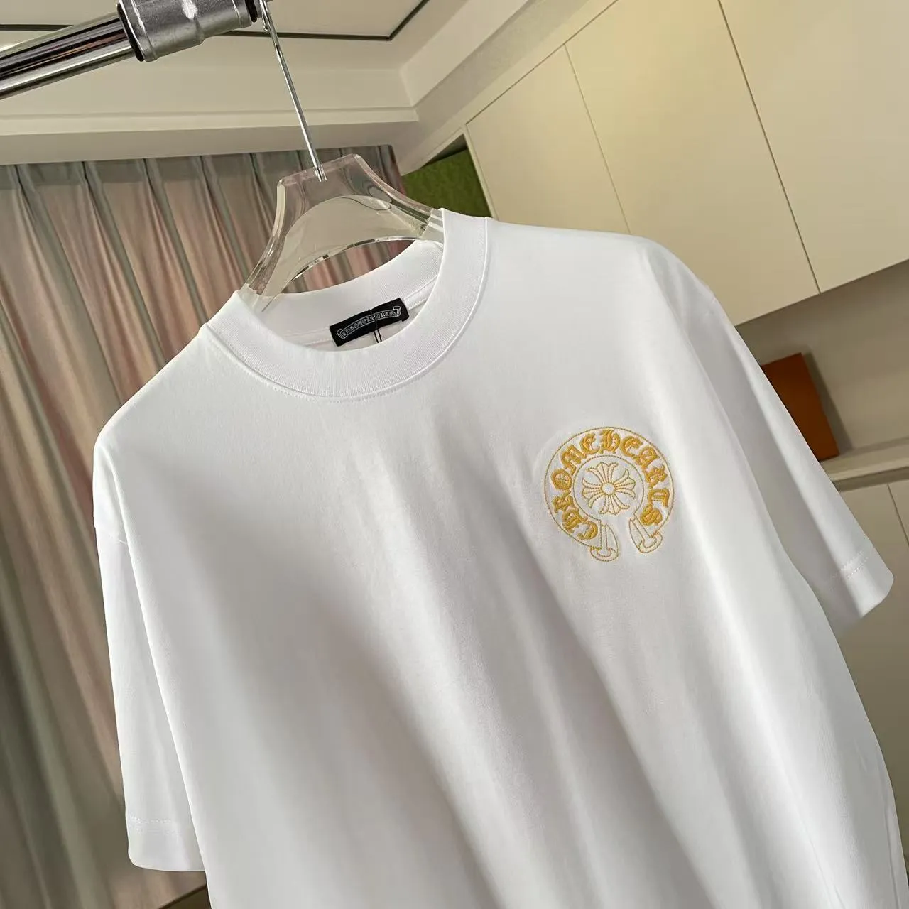 🅿️200 ch Crow* 2025 spring and summer new style Sanskrit horseshoe cross cross vacuum embroidery short-sleeved t-shirt custom fabric 300g same style for men and women Size: S M L XL XXL Five codes Color: black white